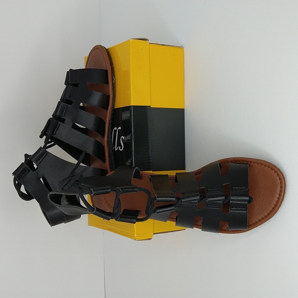 Wells Lace Up Ankle Sandals Size: 9